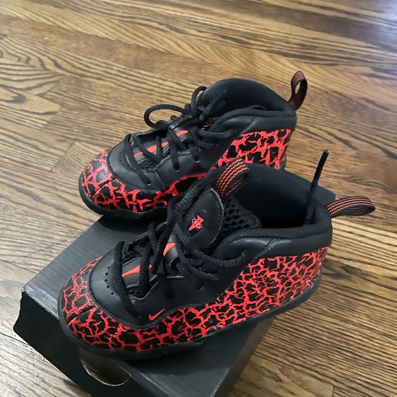 Nike foamposite - Picture 2 of 6